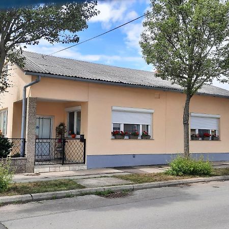 Ferienhaus Lina 네우시에들암시 외부 사진